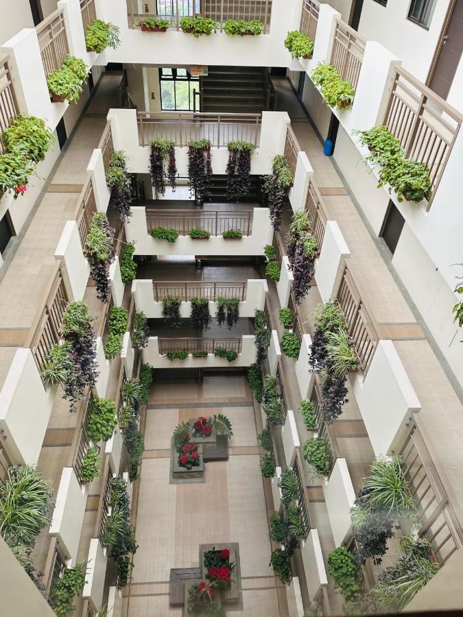 شقة Near Johnhay Minesview Fast Wi-Fi Netflix Balcony باغيو المظهر الخارجي الصورة